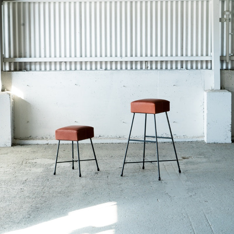 LOAF STOOL