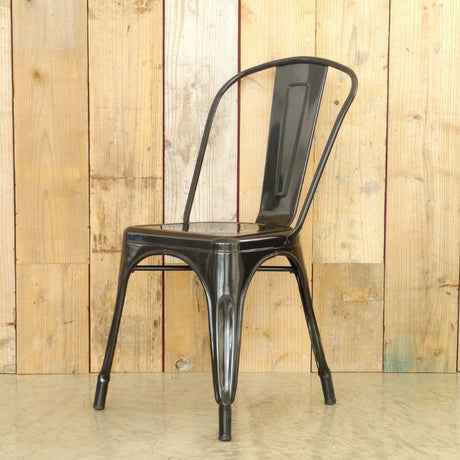 フレンチカフェスタイルのスチールチェア