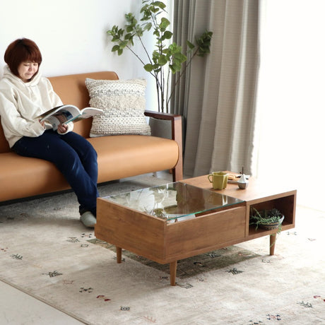 リビングテーブル 見せる収納と隠す収納でリビングすっきり 木の表情を楽しむセンターテーブル