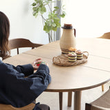 ダイニングテーブル 2人の寛ぎから4人の団欒まで 暮らしに合わせて広がる伸長式オーバル 幅120～150cm