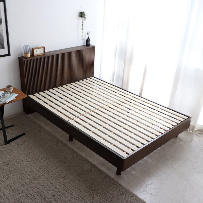 ベッドフレーム 3サイズ展開｜格子ヘッド×天然木で寝室を上質に整える シングル～ダブル