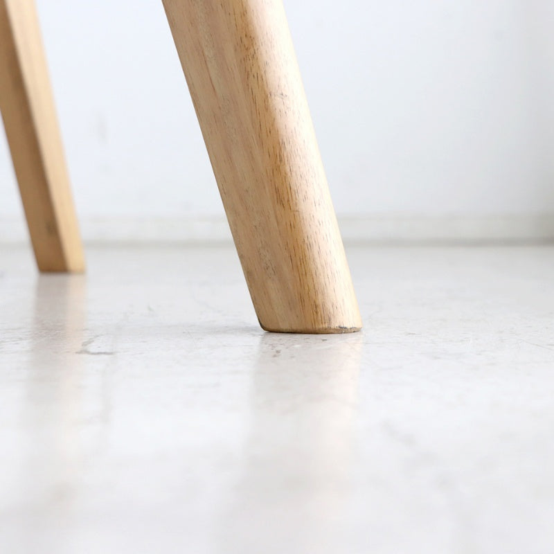 ダイニングテーブル 角丸デザインでお子様も安心 オーク材の温もりが家族を包む