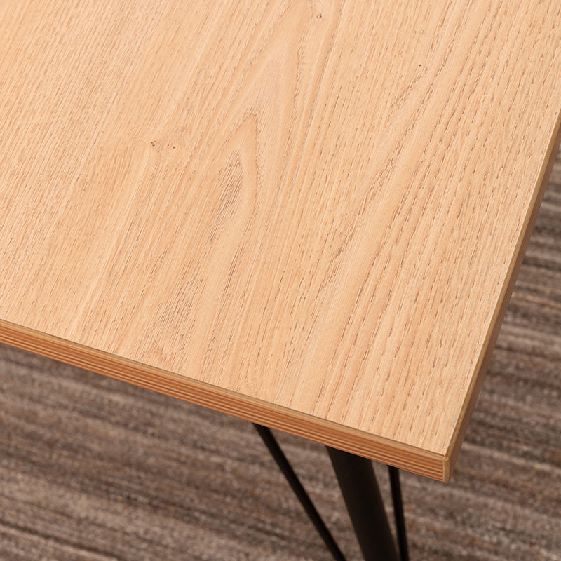 ダイニングテーブル 2人〜4人用 温もりのある木目調デザインとシンプルなアイアンが特徴