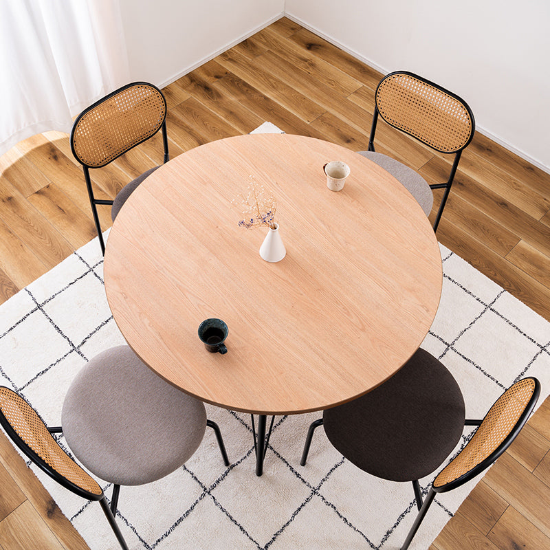 ダイニングテーブル 円形 温もりのある木目調デザインとシンプルなアイアンが特徴