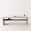 モルタル調の石目柄を施した高級感溢れるリビングテーブル