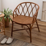 ラタンチェア 曲線が描く陰影の美しさで部屋が華やぐ 軽やかで身体にフィットする心地よい暮らし