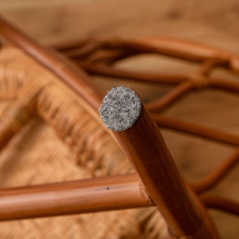 ラタンチェア 曲線が描く陰影の美しさで部屋が華やぐ 軽やかで身体にフィットする心地よい暮らし