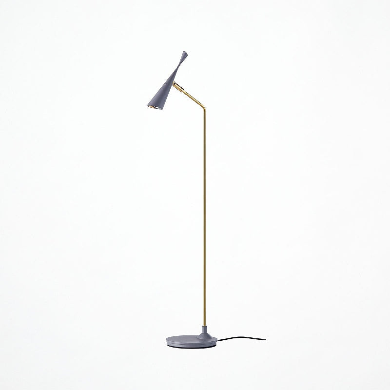 ミッドセンチュリーテイストのデスクランプ Gossip LED-long desk light