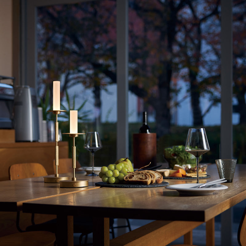 テーブルランプ Tempo LED-table lamp 充電タイプのポータブルLED照明