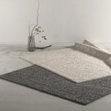 大人グレーのシャギーラグ 国産