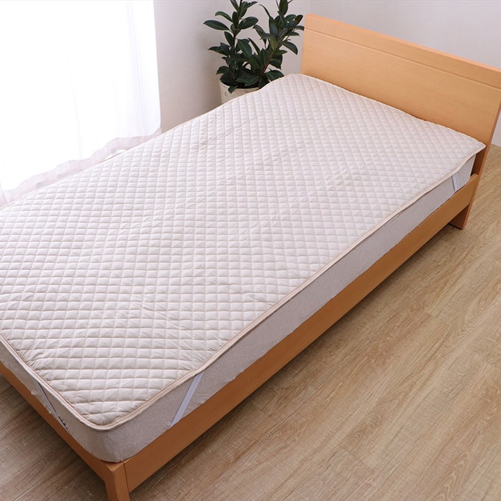 防水敷きパッド ベッドやお布団を汚れや劣化から守る