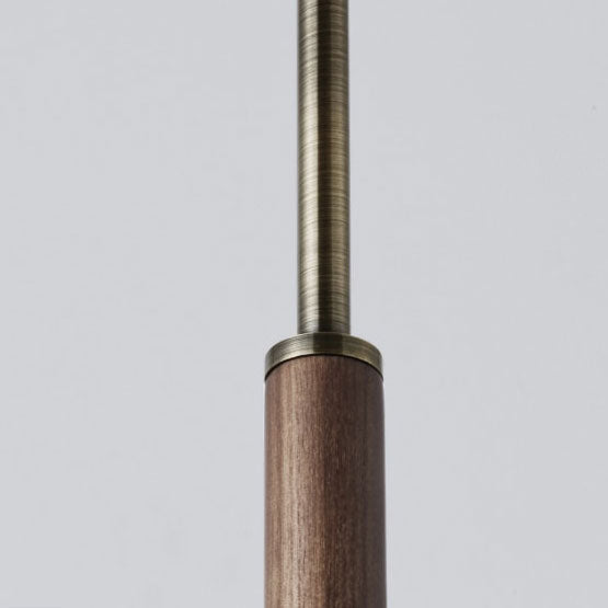 オーバルのガラスシェードとスリムな支柱のフロアライト Teodor - テオドル